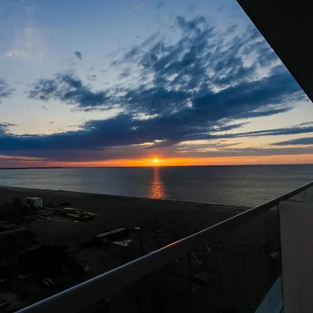 White Sea Luxury Premium Mamaia Nord On The Seaview *